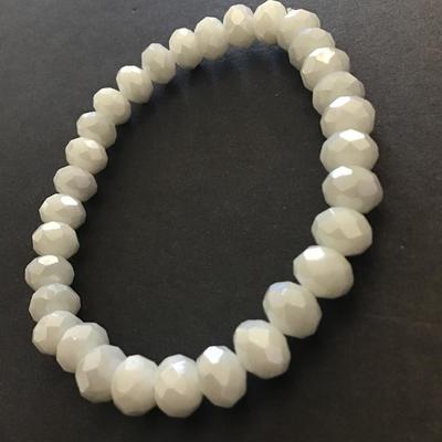 Pretty grey faceted beaded bracelet