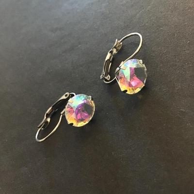 Pretty vintage iridescent crystal clip on earrings