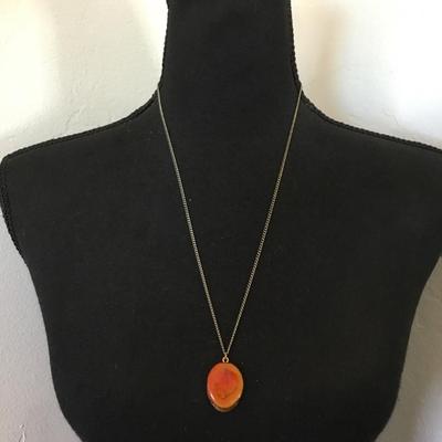 Mid century, resin, wood pendant necklace