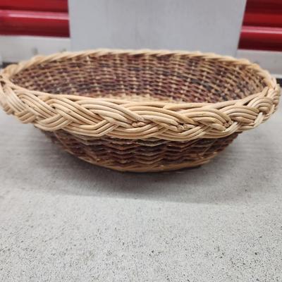 Woven basket