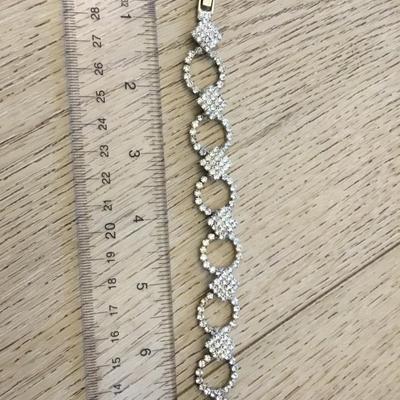 Gorgeous, vintage, art deco, rhinestone silver tones bracelet