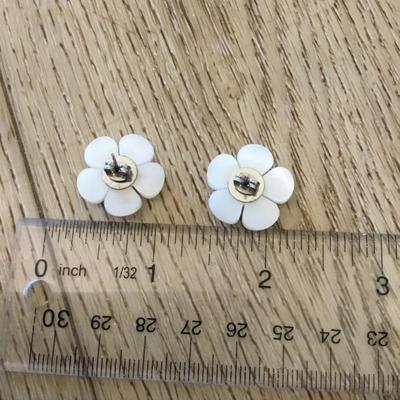 Super cute mother of pearl carved flower, stud earrings