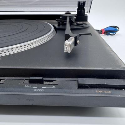 JVC Turntable