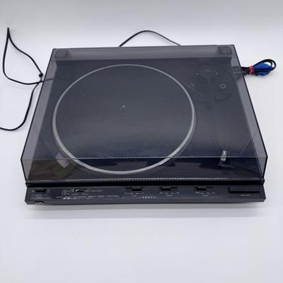 JVC Turntable