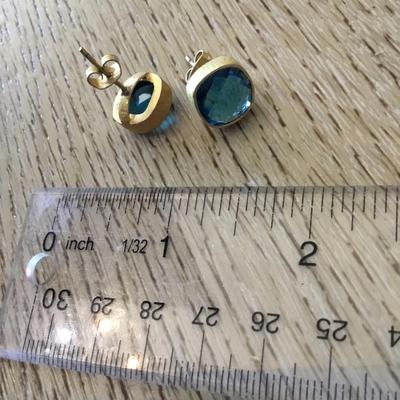Beautiful satin, gold, toned, aqua gemstone, crystal stud airings very beautiful very nice