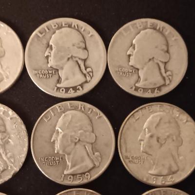 40 SILVER WASHINGTON QUARTERS MIXED DATES