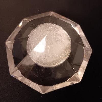 .999 SILVER AMERICAN WILDLIFE COIN AND 1885 MORGAN SILVER DOLLAR ENCASED IN A PLASTIC DIAMOND SHAPE