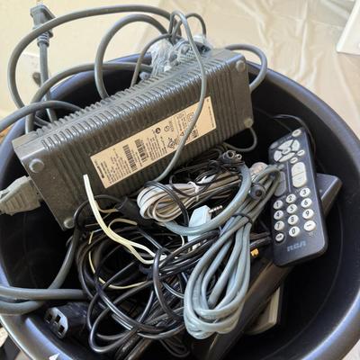 Sale Photo Thumbnail #36: Lots of random cords