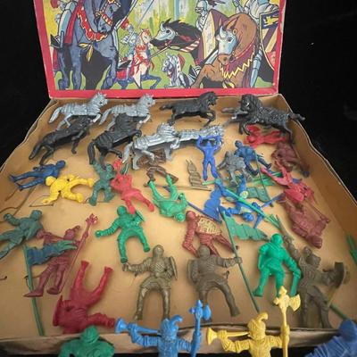 KINGS' KNIGHTS VINTAGE TOY SET BY LIDO