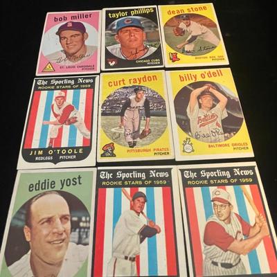 BASEBALL TRADING CARDS (2)