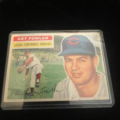 BASEBALL TRADING CARDS (7)