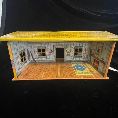 ROY ROGERS TIN LITHO BAR M RANCH HOUSE WITH FENCING PLUS COWBOYS AND INDIANS BY MARX TOYS
