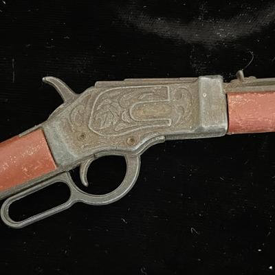 UNOPENED MINI DERRINGER AND SMALL RIFLE