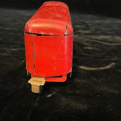 VINTAGE TIN MODEL TRAIN CARS