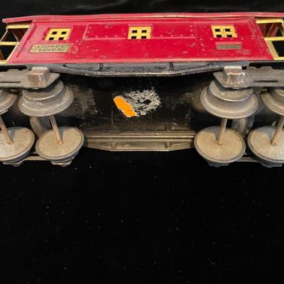 VINTAGE TIN MODEL TRAIN CARS