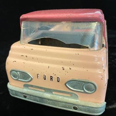 NYLINT TOY KENNEL TRUCK WITH DOGS