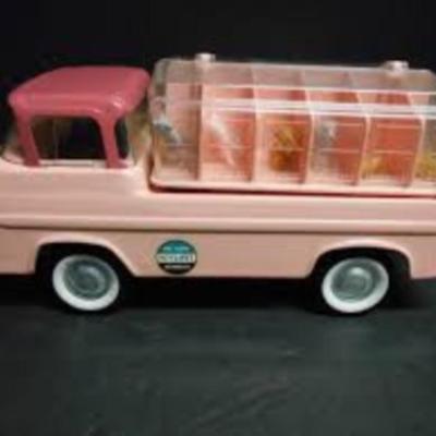 NYLINT TOY KENNEL TRUCK WITH DOGS