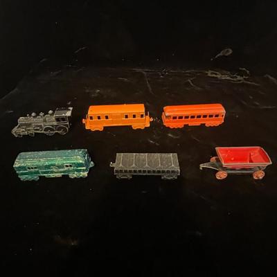 6 VINTAGE MIDGE TOYS METAL VEHICLES