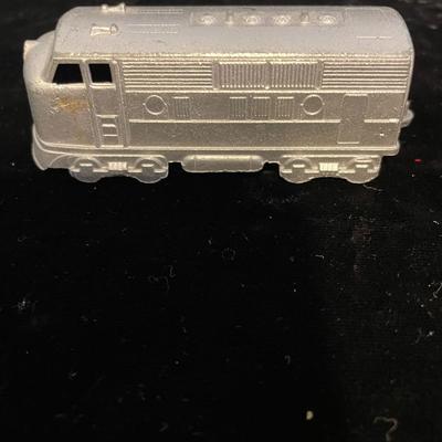 TOOTSIE TOY AND MIDGE TOYS METAL VEHICLES