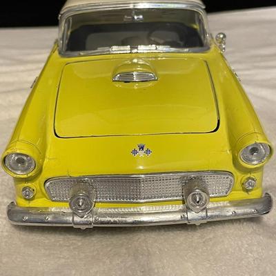 '55 FORD THUNDERBIRD DIE-CAST MODEL CAR