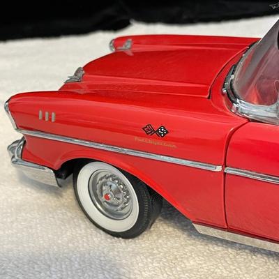 '57 CHEVROLET BEL AIR DIE-CAST MODEL CAR