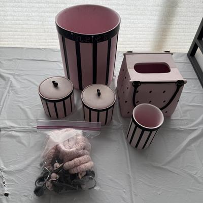 Sale Photo Thumbnail #95: Cute pink bathroom bundle