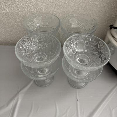 Sale Photo Thumbnail #110: Beautiful crystal dessert glasses