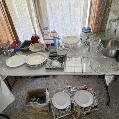 Sale Photo Thumbnail #120: Big table full of kitchenware