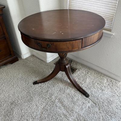 Sale Photo Thumbnail #149: Single drawer with pedestal base