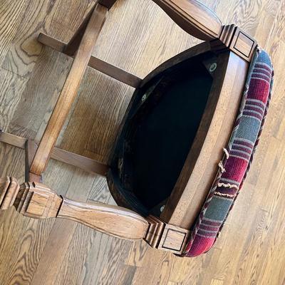 Dining Table & Chairs