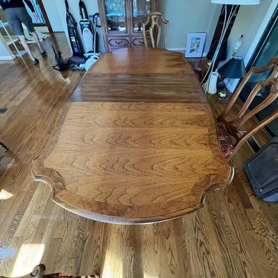 Dining Table & Chairs