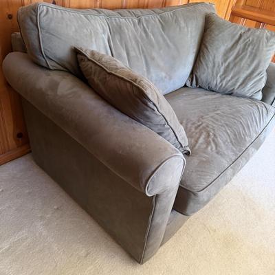Havertys Love Seat Sleeper