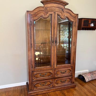 Thomasville China Cabinet W/Light