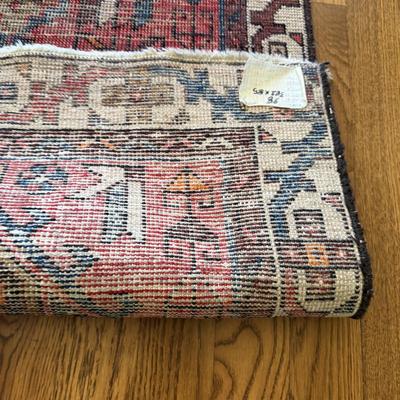 2’ 7” x 12’ 6” Runner Rug