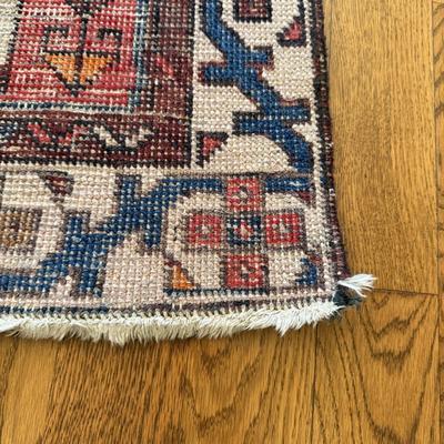 2’ 7” x 12’ 6” Runner Rug