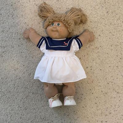 Collection of Cabbage Patch Kids W/ Xavier Robert’s Signatures (BB2-SF)