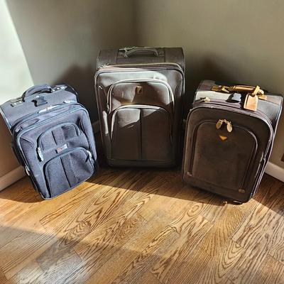 London Fog, Jump & Delsey Brand Luggage
