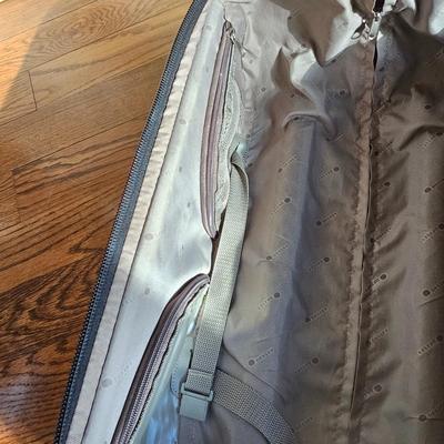 London Fog, Jump & Delsey Brand Luggage