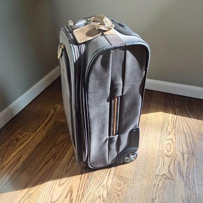London Fog, Jump & Delsey Brand Luggage