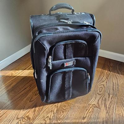 London Fog, Jump & Delsey Brand Luggage