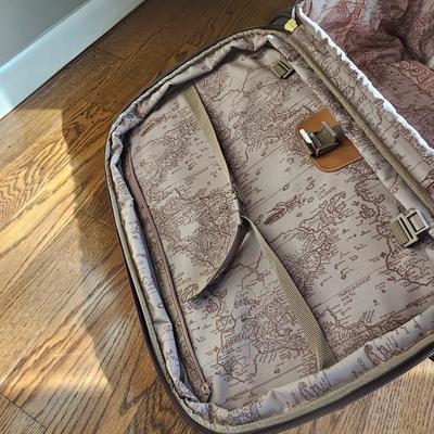 London Fog, Jump & Delsey Brand Luggage