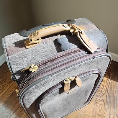 London Fog, Jump & Delsey Brand Luggage