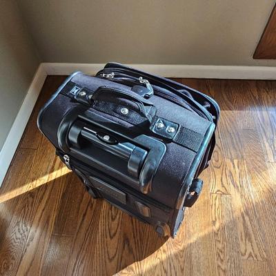 London Fog, Jump & Delsey Brand Luggage