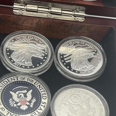 LOT 59: President Trump Commemorative Coins