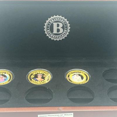 LOT 60: Commemorative Coins - Bradford Exchange - Presidents, Princess Diana and John Wayne