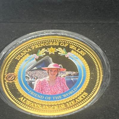 LOT 60: Commemorative Coins - Bradford Exchange - Presidents, Princess Diana and John Wayne