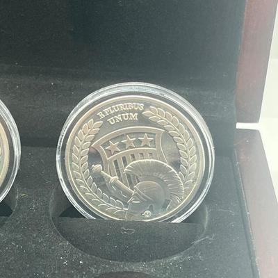 LOT 60: Commemorative Coins - Bradford Exchange - Presidents, Princess Diana and John Wayne