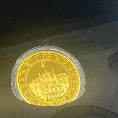 LOT 60: Commemorative Coins - Bradford Exchange - Presidents, Princess Diana and John Wayne