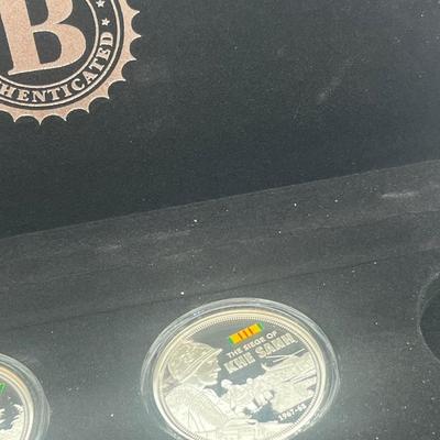 LOT 61: Commemorative Coins: Vietnam War, Greatest Civil War Battles and American Battles of the Pacific Theater