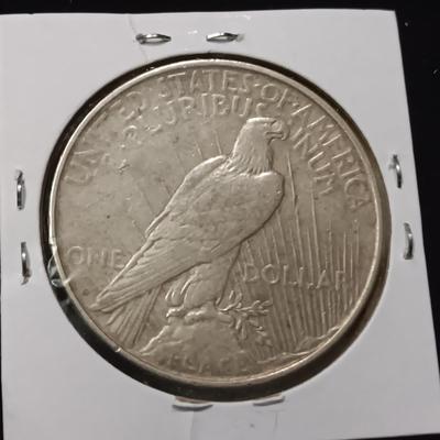 1922-D SILVER PEACE DOLLAR